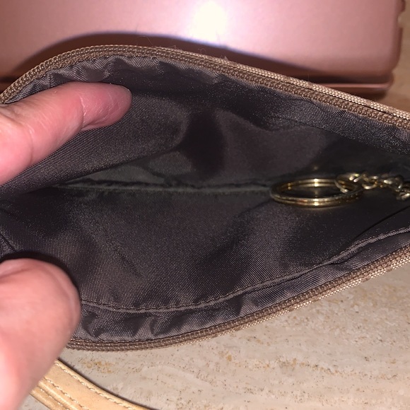 Dooney Bourke vintage wristlet tan in great new condition. - Picture 5 of 8